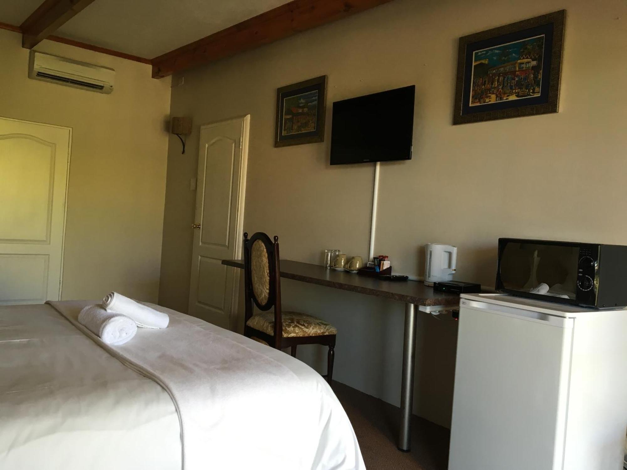 Smart Villa Guest House East London Room photo